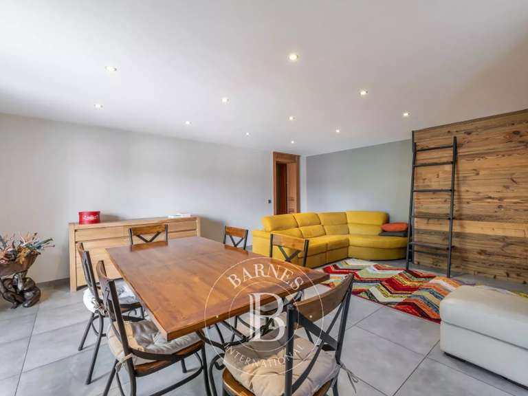 Maison Annecy - 5 chambres - 182m²