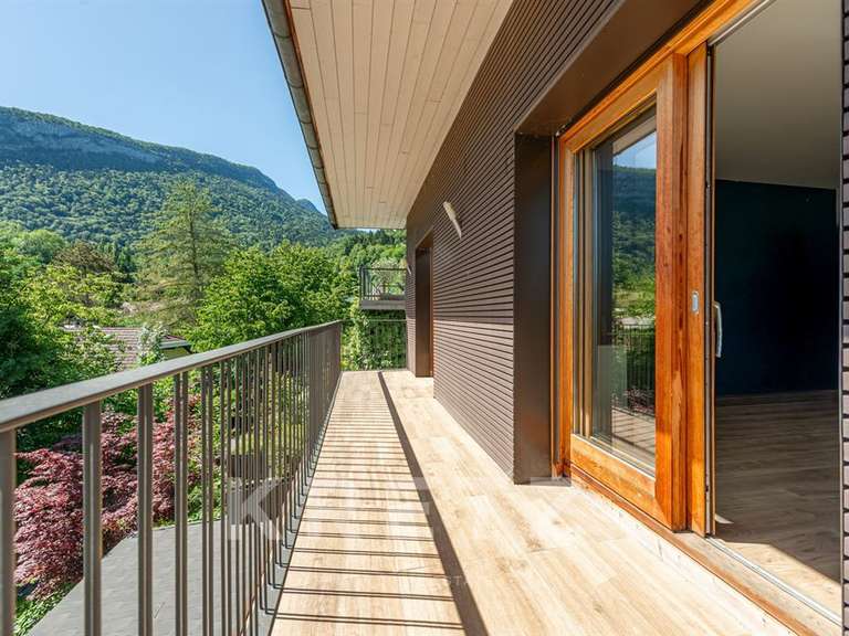 Maison Annecy - 5 chambres - 426m²