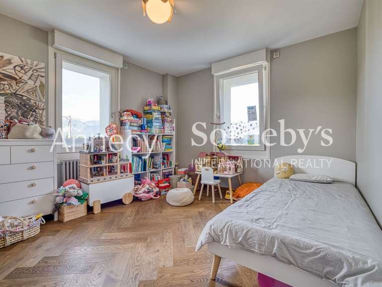 Maison Annecy - 3 chambres - 126m²