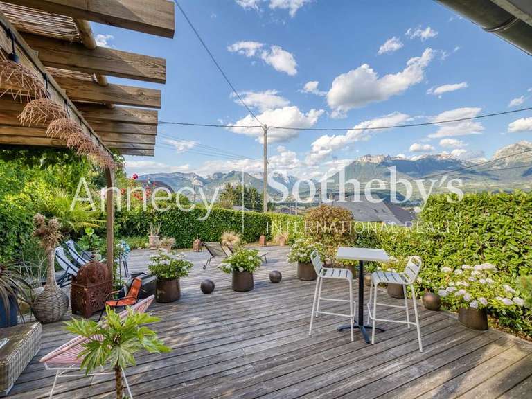 Maison Annecy - 3 chambres - 126m²
