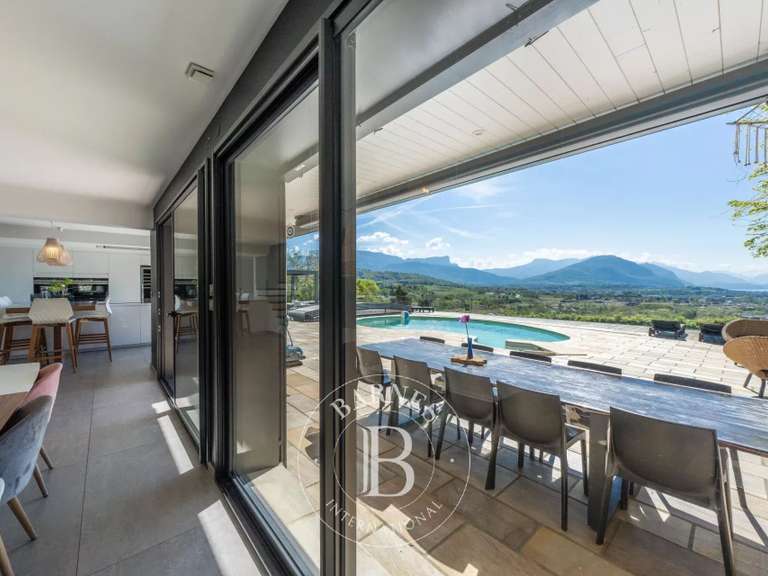 Maison Annecy - 4 chambres - 174m²