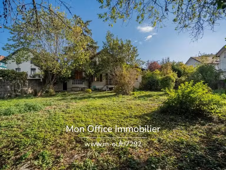 Maison Annecy - 3 chambres - 134m²
