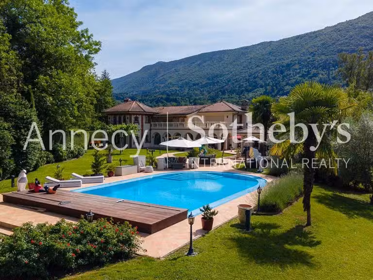 Propriété Annecy - 11 chambres - 1000m²