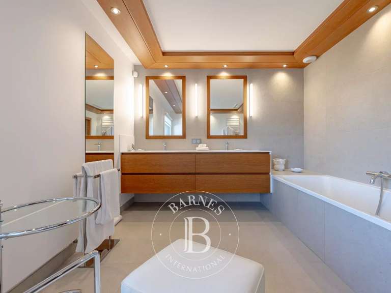 Villa Annecy - 4 chambres - 316m²
