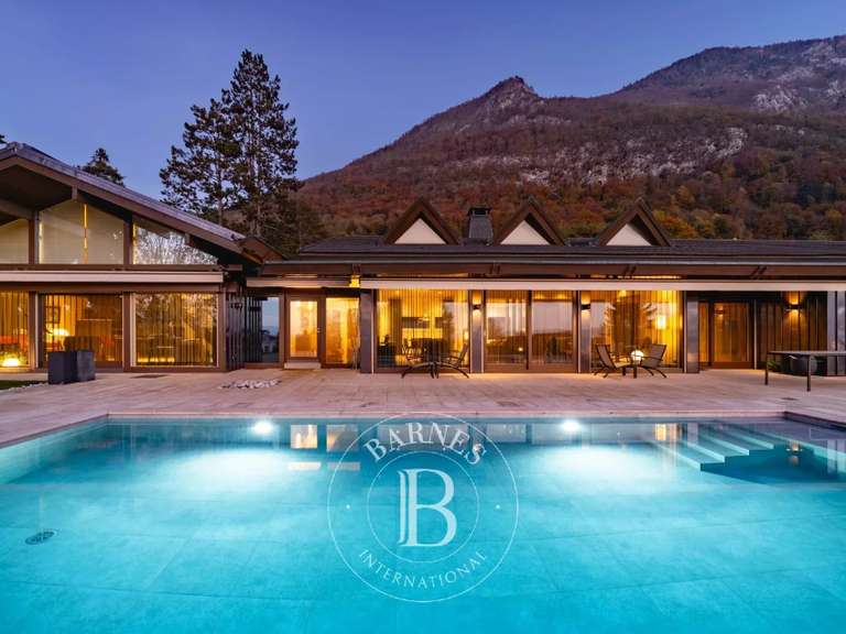 Villa Annecy - 4 chambres - 310m²