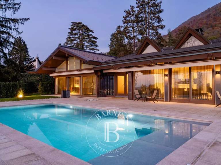 Villa Annecy - 4 chambres - 316m²
