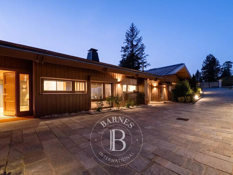 Villa Annecy - 4 chambres - 316m²