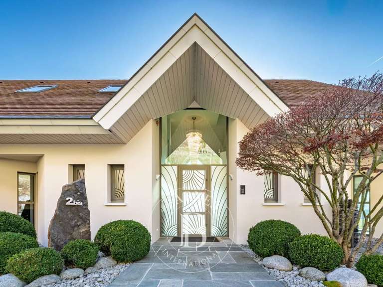 Villa Annecy - 7 bedrooms - 600m²