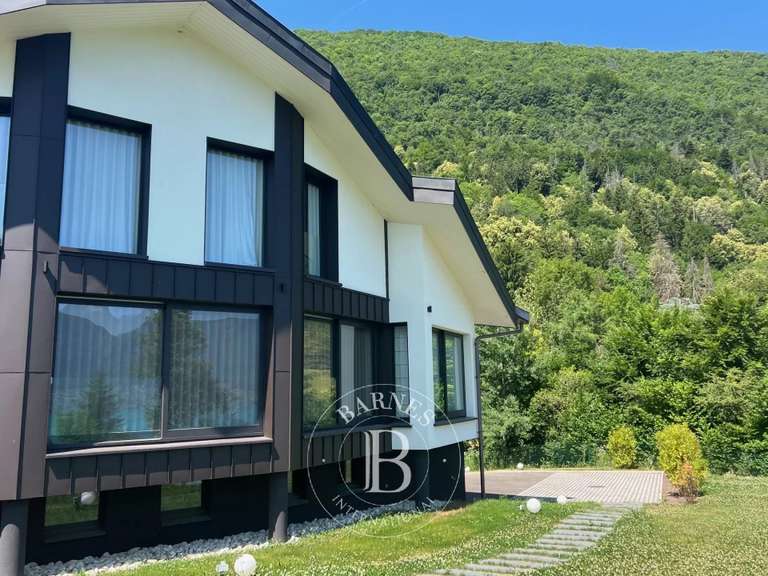 Villa Annecy - 5 chambres - 330m²