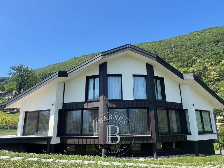 Villa Annecy - 5 chambres - 330m²