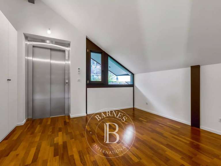 Villa Annecy - 4 bedrooms - 211m²