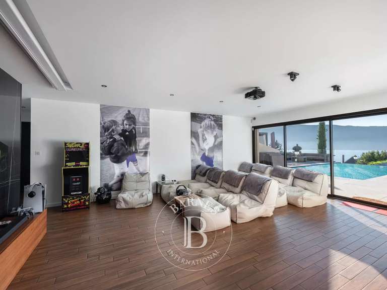 Villa Annecy - 4 bedrooms - 265m²