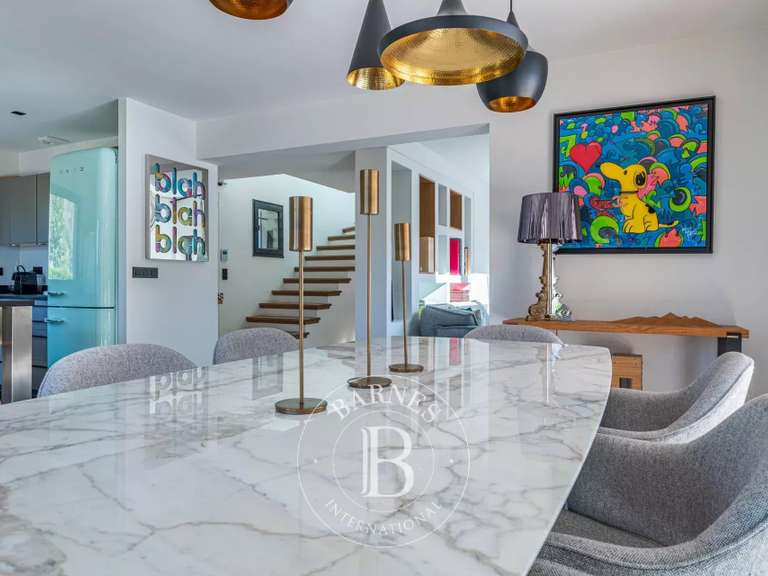 Villa Annecy - 5 chambres - 200m²