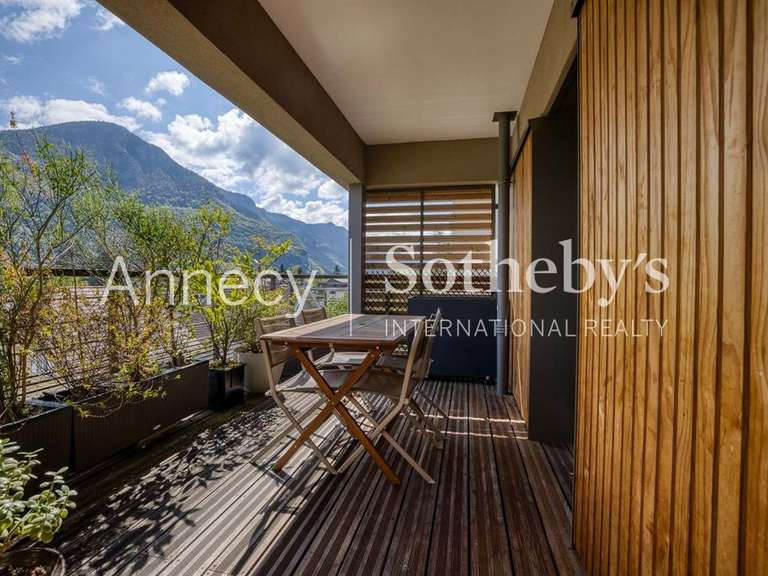 Appartement Annecy-le-Vieux - 2 chambres - 69m²