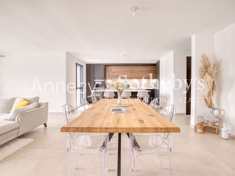 Apartment Annecy-le-Vieux - 3 bedrooms - 111m²