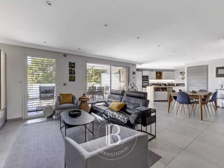 Appartement Annecy-le-Vieux - 2 chambres - 95m²