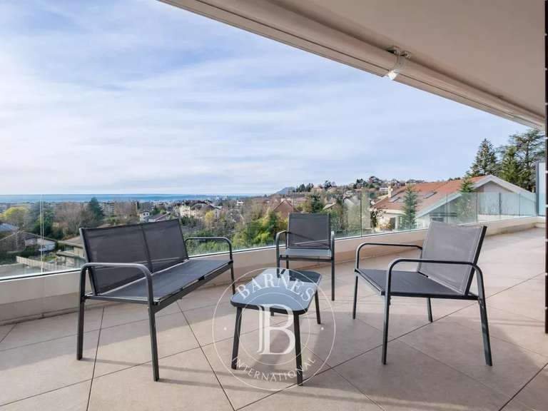 Appartement Annecy-le-Vieux - 3 chambres - 118m²