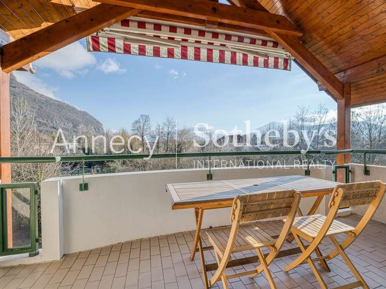Appartement Annecy-le-Vieux - 4 chambres - 145m²