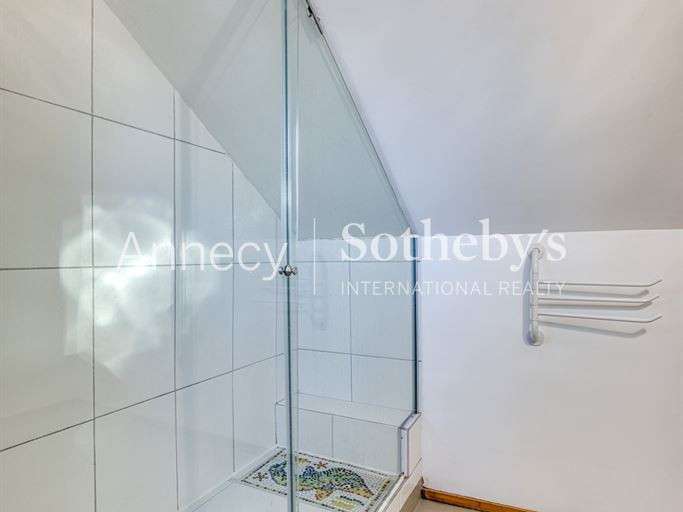 Appartement Annecy-le-Vieux - 4 chambres - 145m²