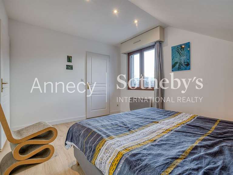 Appartement Annecy-le-Vieux - 4 chambres - 145m²