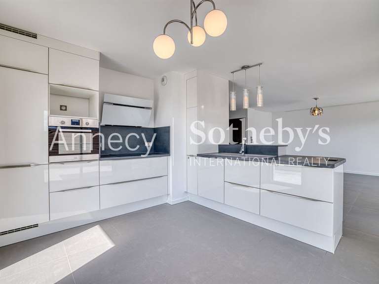 Apartment Annecy-le-Vieux - 3 bedrooms - 102m²