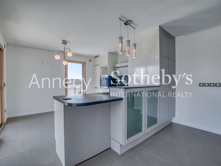Apartment Annecy-le-Vieux - 3 bedrooms - 102m²