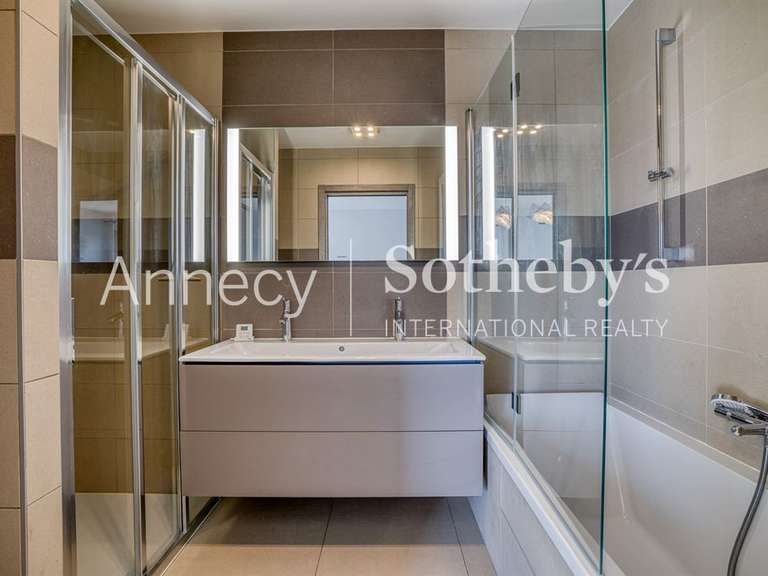 Apartment Annecy-le-Vieux - 3 bedrooms - 102m²