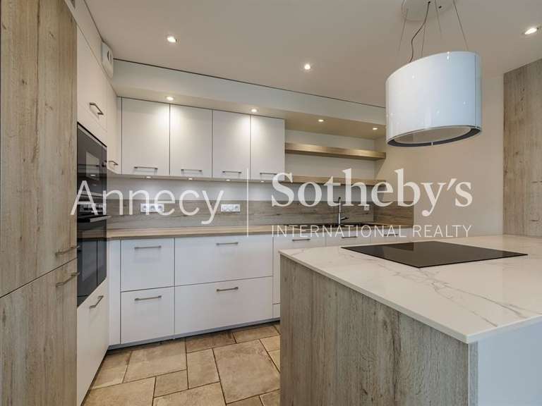 Apartment Annecy-le-Vieux - 3 bedrooms - 118m²