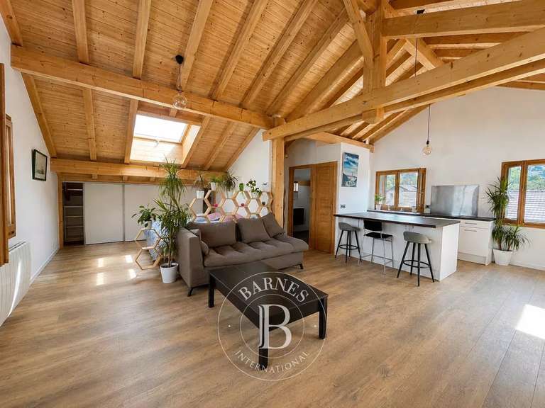 Appartement Annecy-le-Vieux - 1 chambre - 86m²