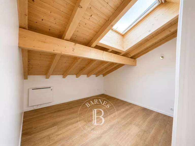 Appartement Annecy-le-Vieux - 1 chambre - 86m²