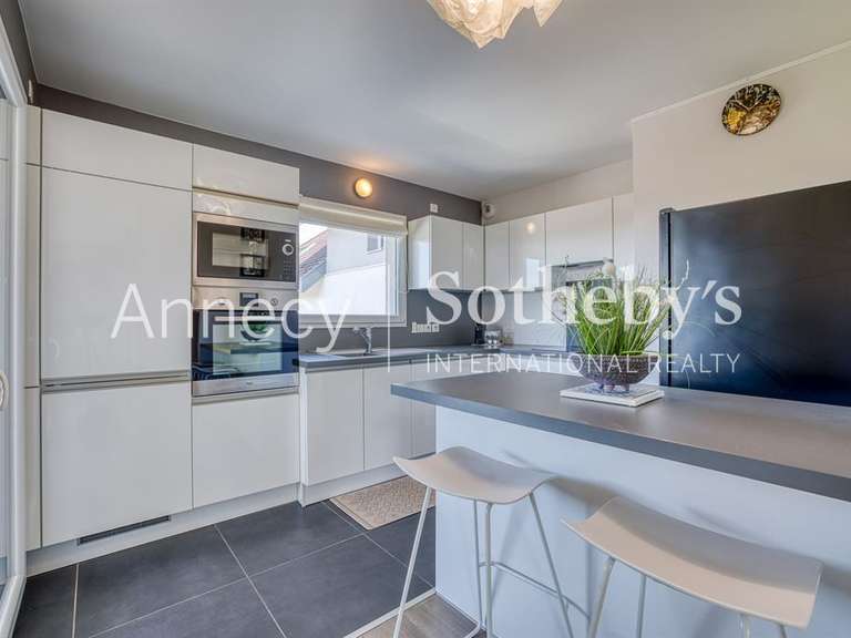 Appartement Annecy-le-Vieux - 3 chambres - 100m²