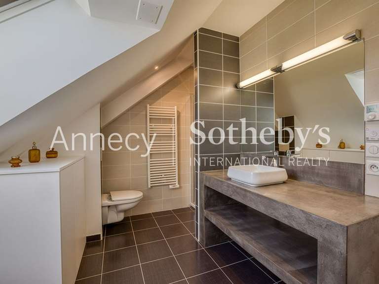 Appartement Annecy-le-Vieux - 3 chambres - 100m²