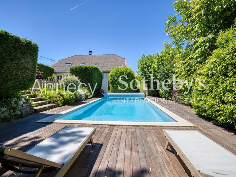 House Annecy-le-Vieux - 4 bedrooms - 210m²