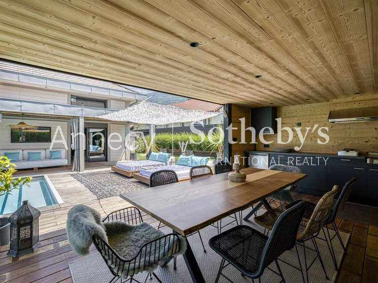 Maison Annecy-le-Vieux - 6 chambres - 350m²