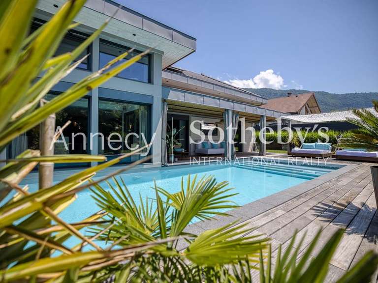 Maison Annecy-le-Vieux - 6 chambres - 350m²