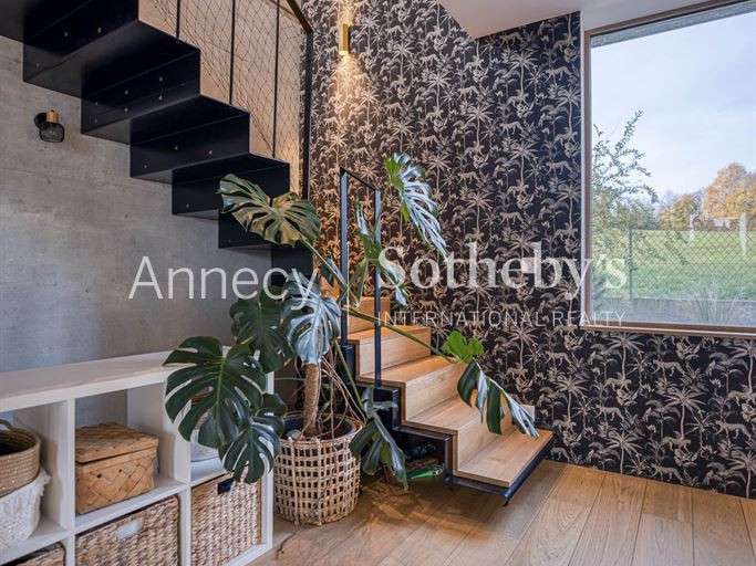 Maison Annecy-le-Vieux - 4 chambres - 288m²