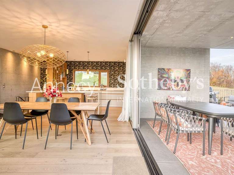 Maison Annecy-le-Vieux - 4 chambres - 288m²