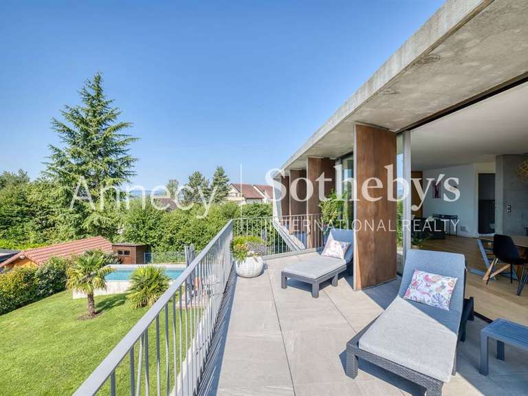 Maison Annecy-le-Vieux - 4 chambres - 288m²