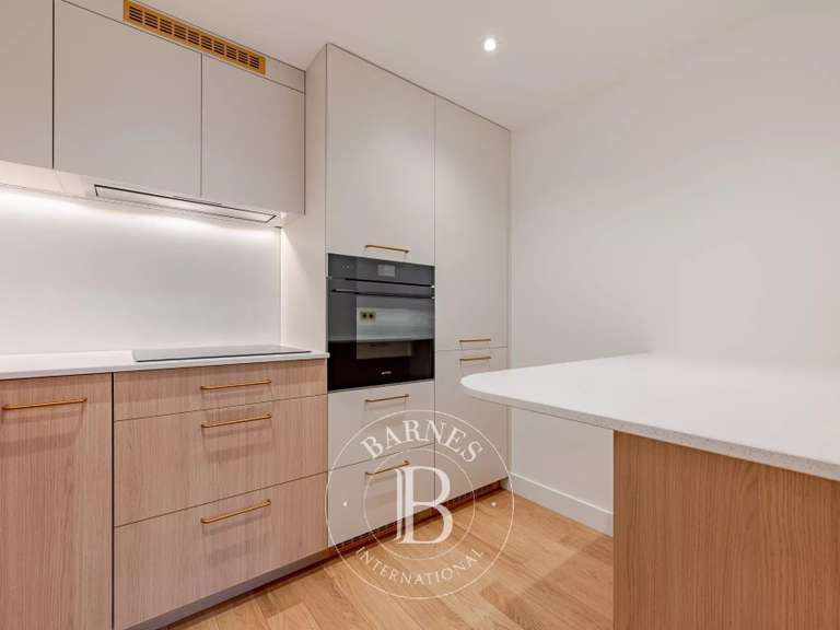 Maison Annecy-le-Vieux - 5 chambres - 220m²