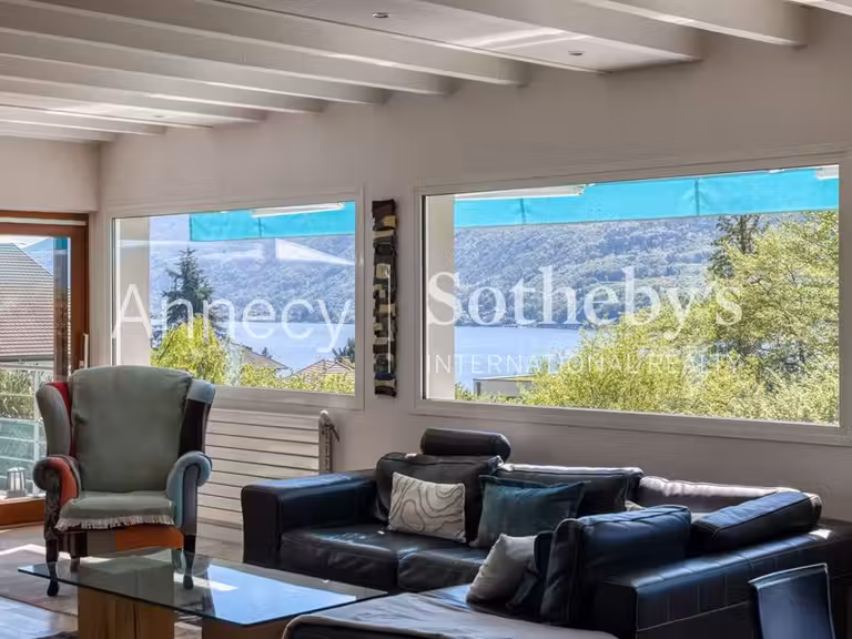 Maison Annecy-le-Vieux - 5 chambres - 230m²