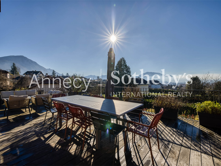 House Annecy-le-Vieux - 5 bedrooms - 180m²