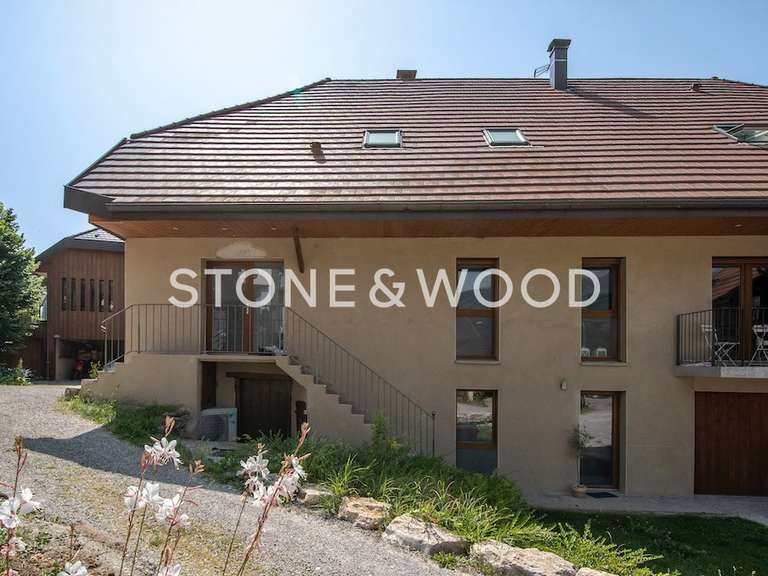 Maison Annecy-le-Vieux - 4 chambres - 156m²