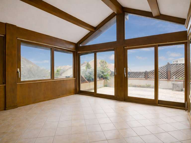 Maison Annecy-le-Vieux - 6 chambres - 266m²