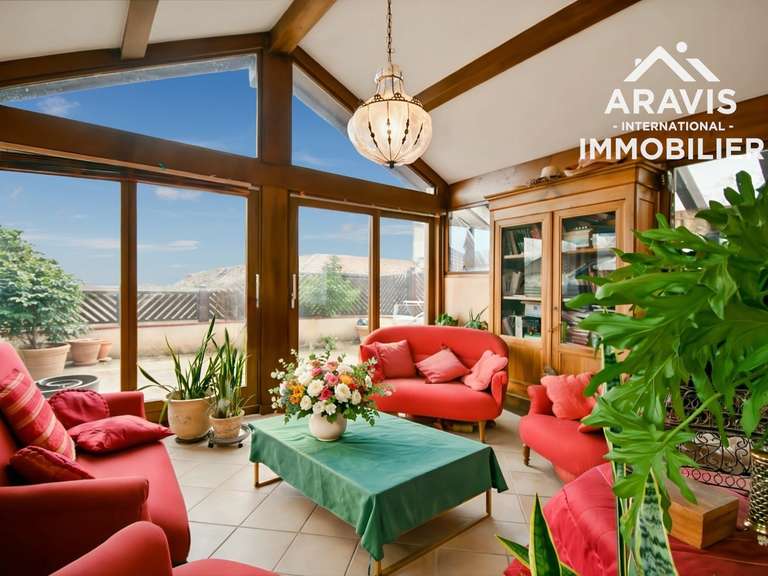 Maison Annecy-le-Vieux - 6 chambres - 266m²