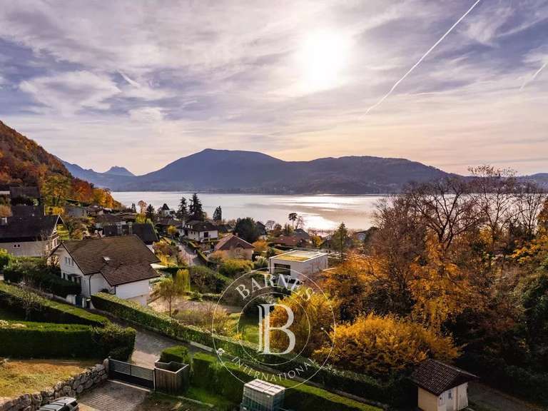 House Annecy-le-Vieux - 5 bedrooms - 295m²