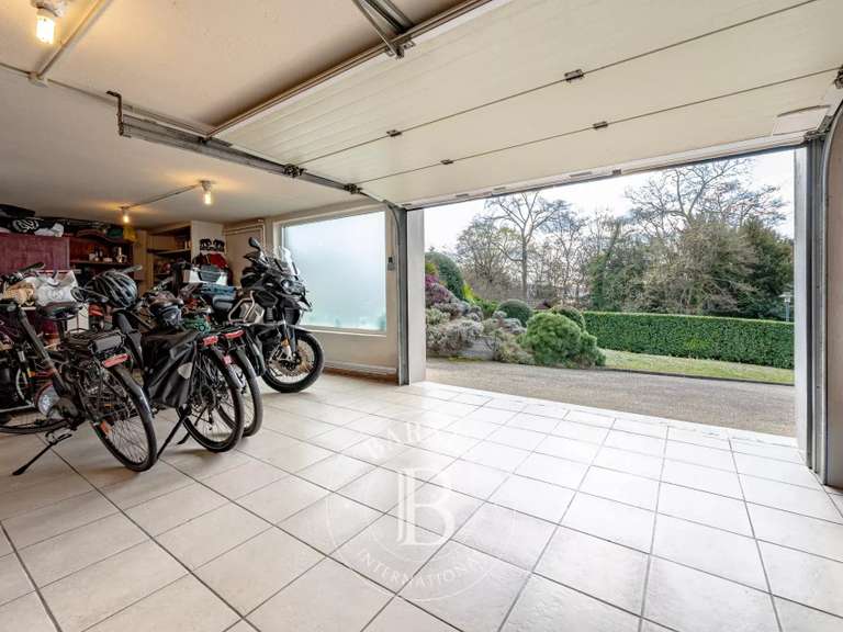 House Annecy-le-Vieux - 5 bedrooms - 295m²