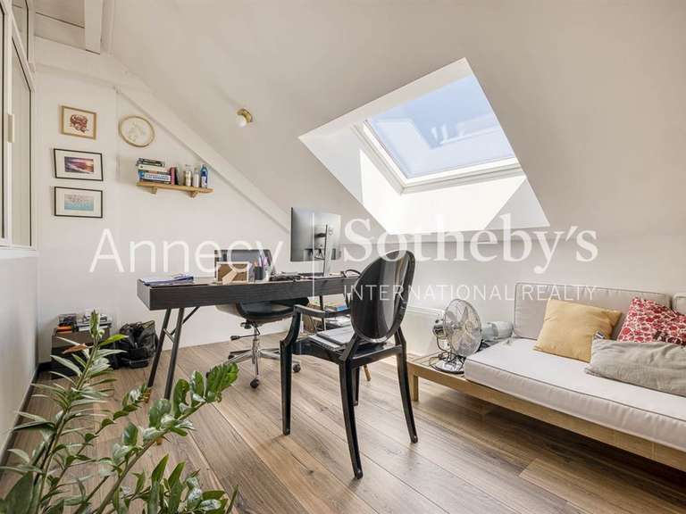 House Annecy-le-Vieux - 4 bedrooms - 210m²