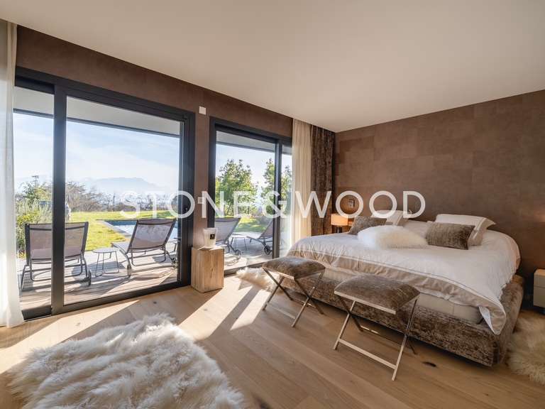 Maison Annecy-le-Vieux - 5 chambres - 260m²