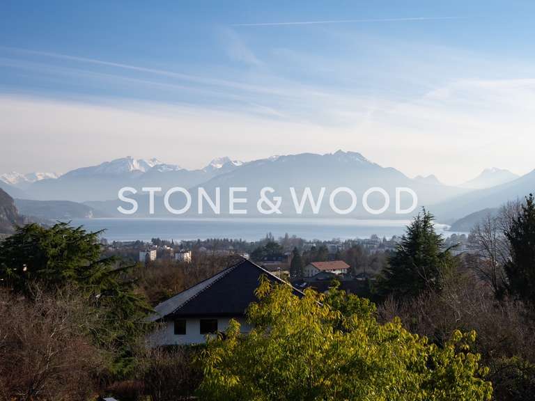 Maison Annecy-le-Vieux - 5 chambres - 260m²