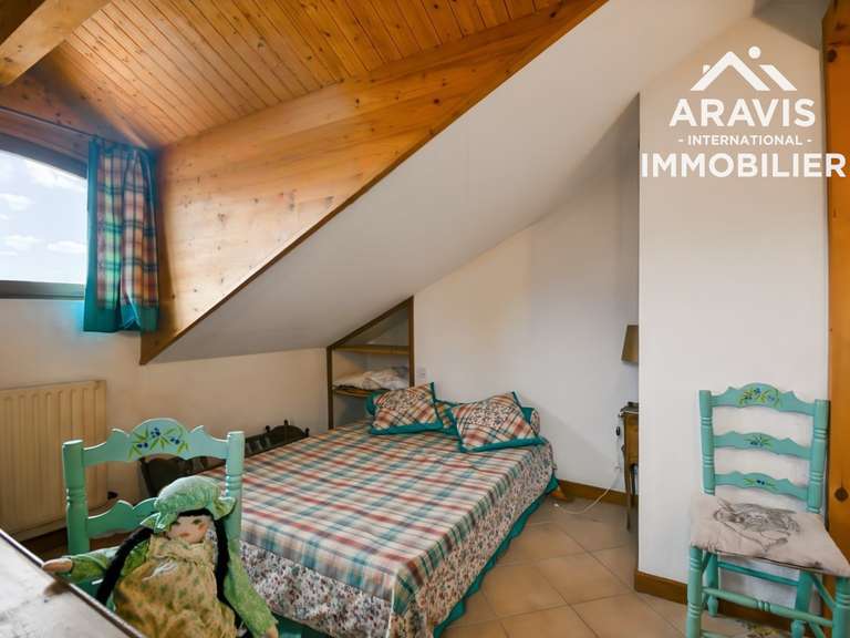 Maison Annecy-le-Vieux - 6 chambres - 266m²